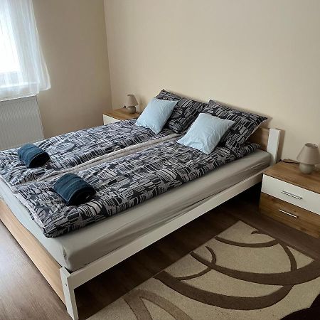 Albi Apartman Сегед Екстер'єр фото