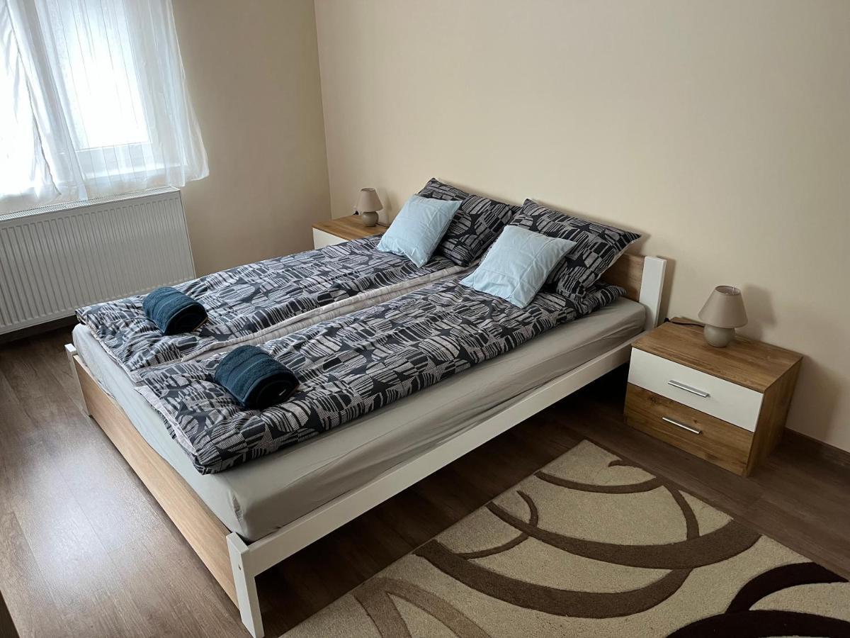 Albi Apartman Сегед Екстер'єр фото